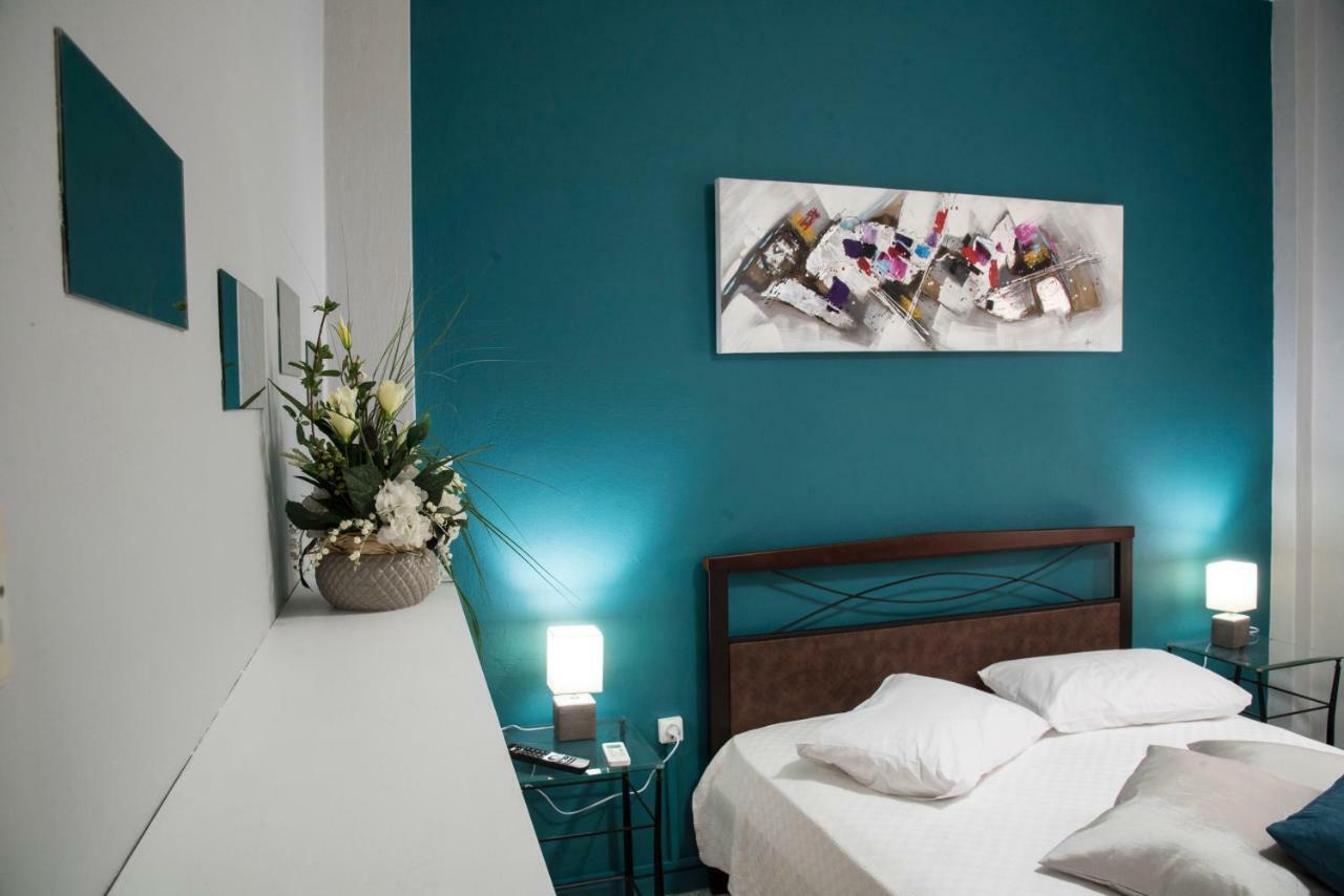 Cobalt Apartment Near Athens Airport Луца Экстерьер фото