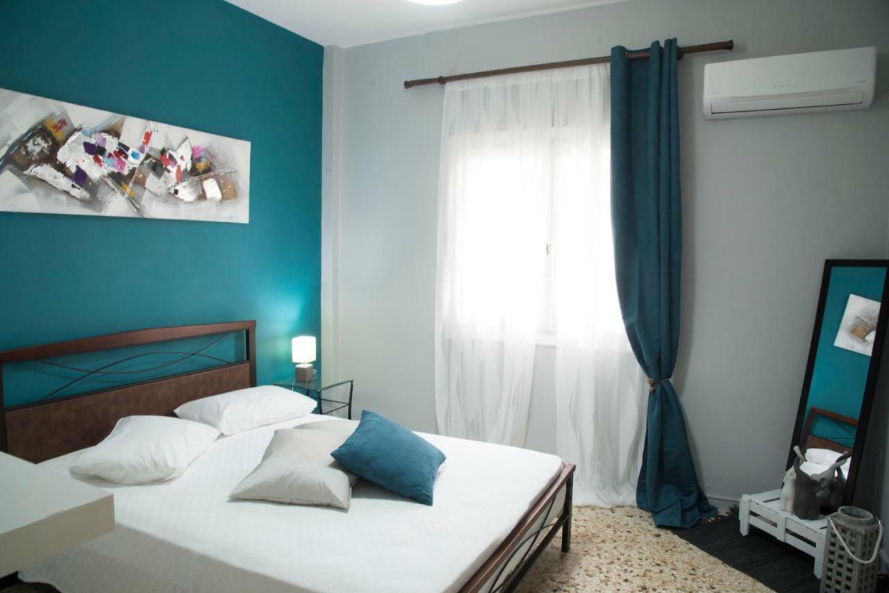 Cobalt Apartment Near Athens Airport Луца Экстерьер фото