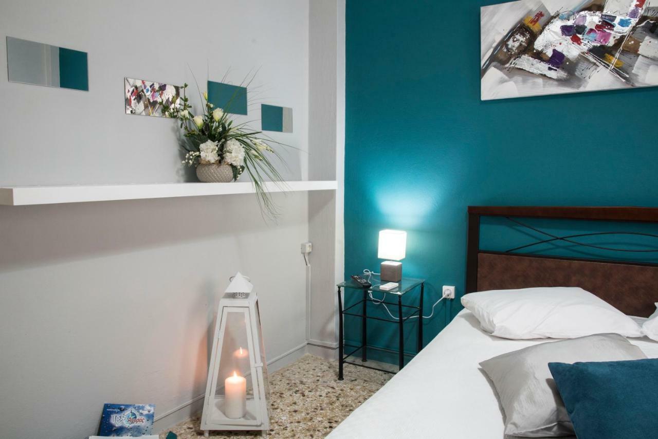 Cobalt Apartment Near Athens Airport Луца Экстерьер фото