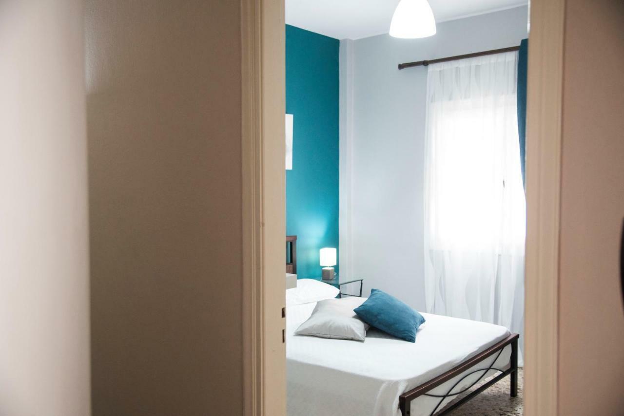 Cobalt Apartment Near Athens Airport Луца Экстерьер фото